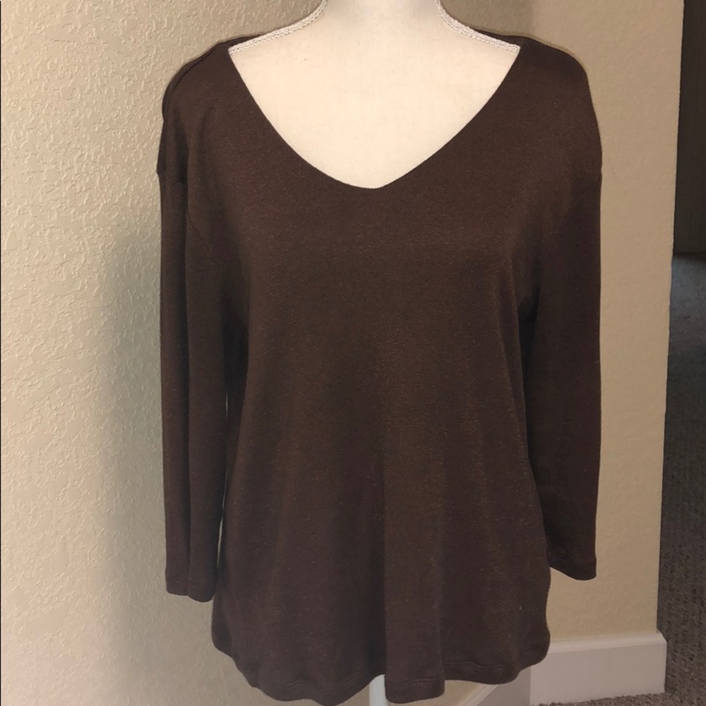 Rich brown v-neck top